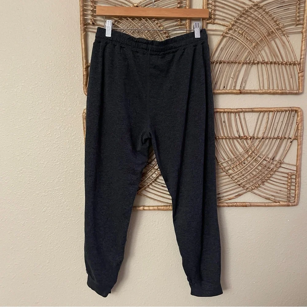 Vuori Sunday Jogger‎ Pants Women's Gray Performance Gym Stretch Knit Sz M B23 - Picture 2 of 11